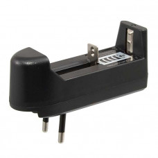 Универсальное зарядное устройство Charger 18650/14500/16340/123A